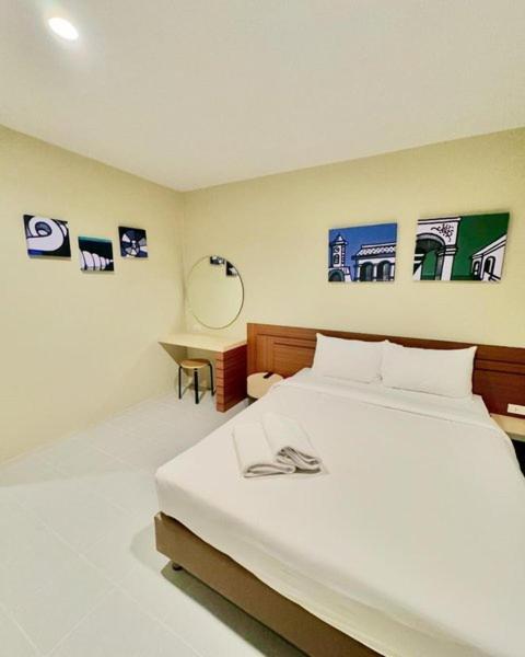 Siri Hotel Phuket Zewnętrze zdjęcie
